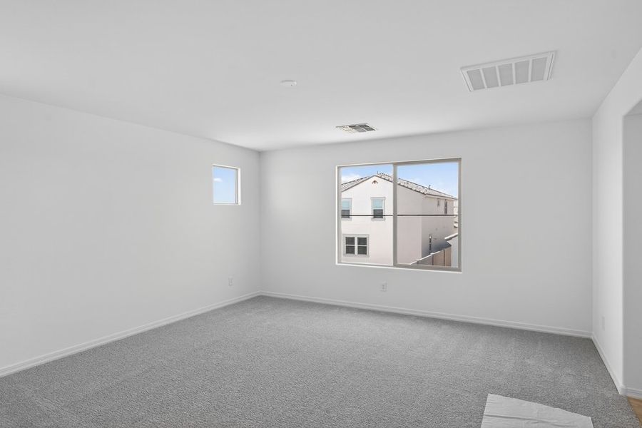 Spacious, unfurnished interior of a new home in Parkside, Avondale (Image 12).