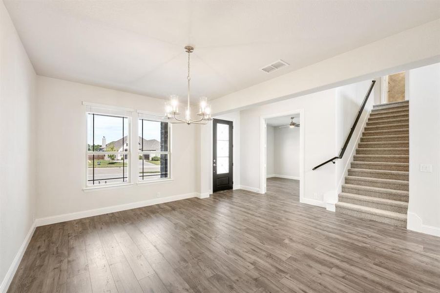 Spacious, unfurnished interior of a new home in Ridgepoint, Midlothian (Image 25).