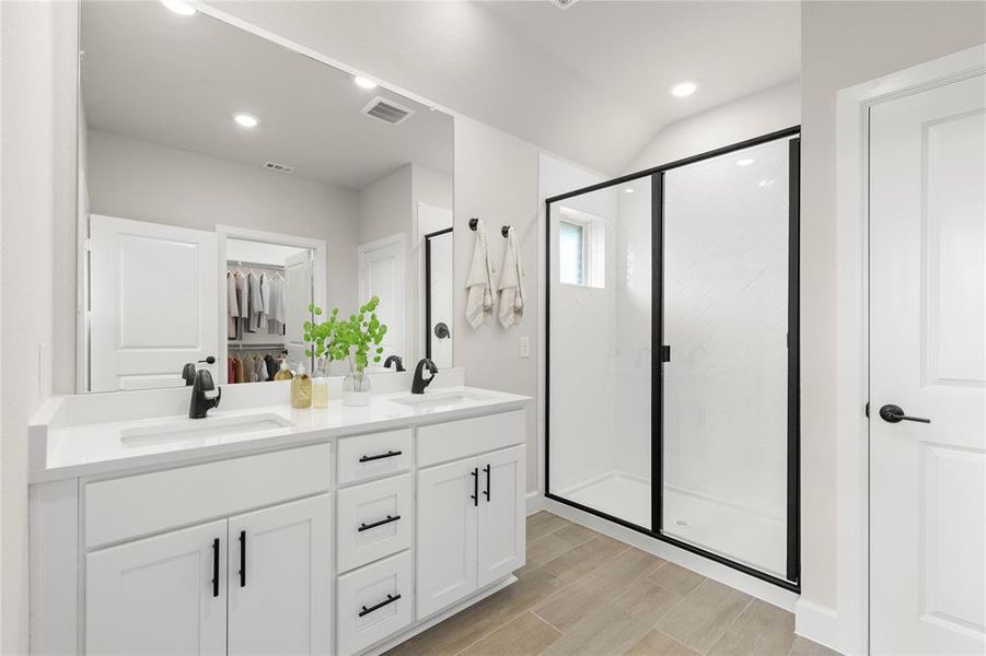 19_20. 2244 Aspen Chase - Bath 19_20. 2244 Aspen Chase - Bath