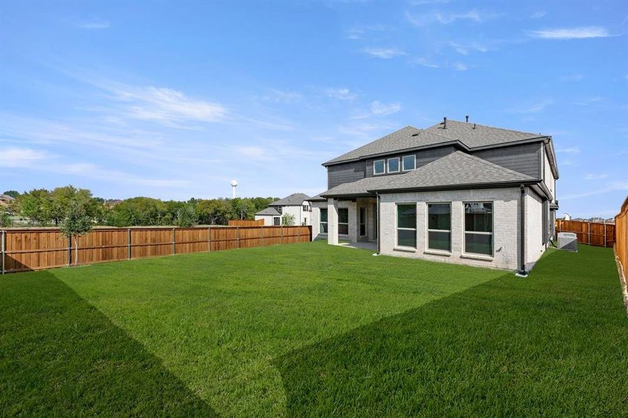 Exterior details and patio area of a home in Inspiration, Lucas (Image 20).