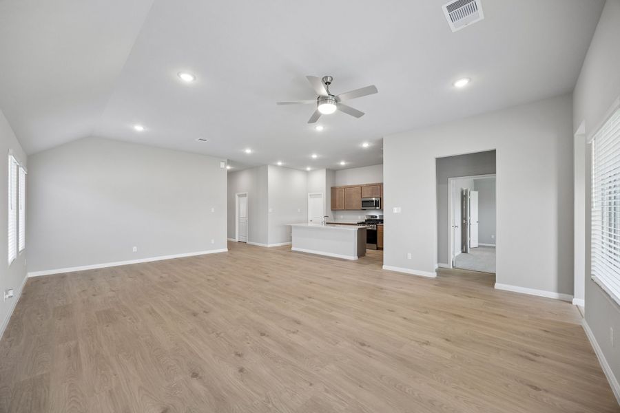 Spacious, unfurnished interior of a new home in Riviera Pines, Huffman (Image 19). Spacious, unfurnished interior of a new home in Riviera Pines, Huffman (Image 19).