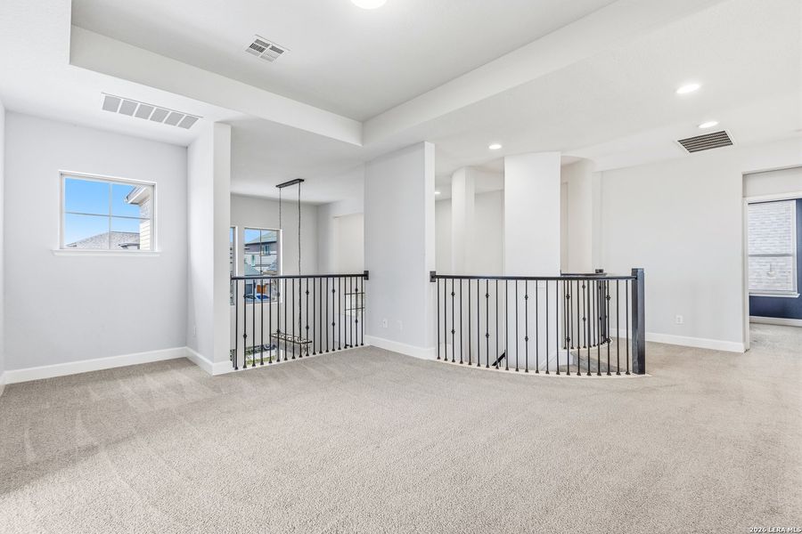 Spacious, unfurnished interior of a new home in Ladera, San Antonio (Image 43). Spacious, unfurnished interior of a new home in Ladera, San Antonio (Image 43).