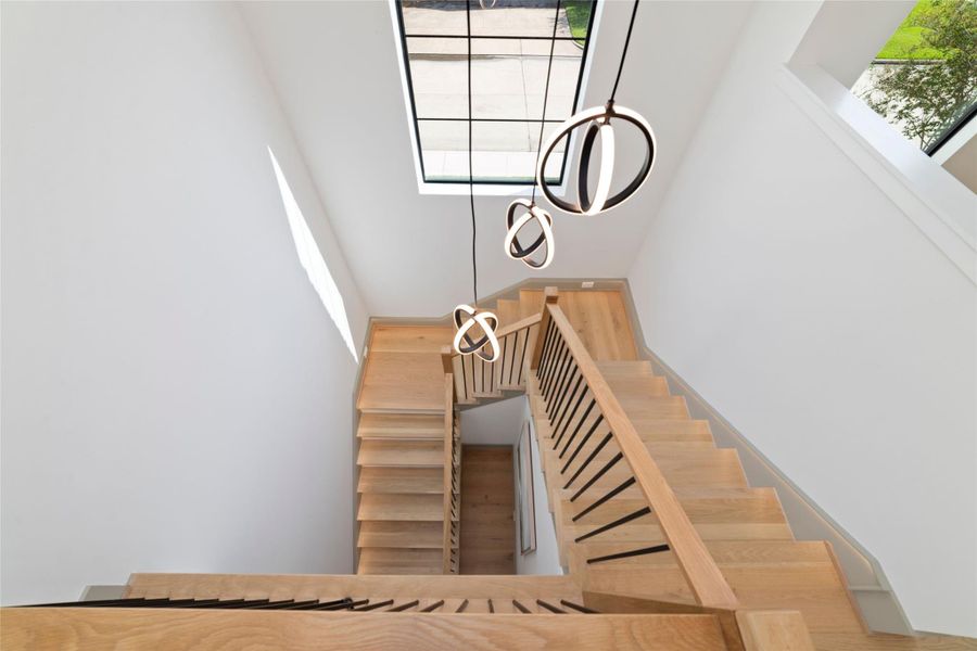 Spacious, unfurnished interior of a new home in , Bellaire (Image 22). Spacious, unfurnished interior of a new home in , Bellaire (Image 22).