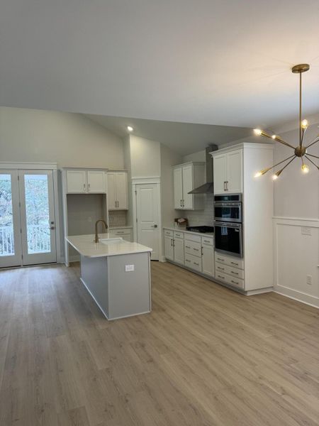 Spacious, unfurnished interior of a new home in Oak Bluff, Charleston (Image 23). Spacious, unfurnished interior of a new home in Oak Bluff, Charleston (Image 23).