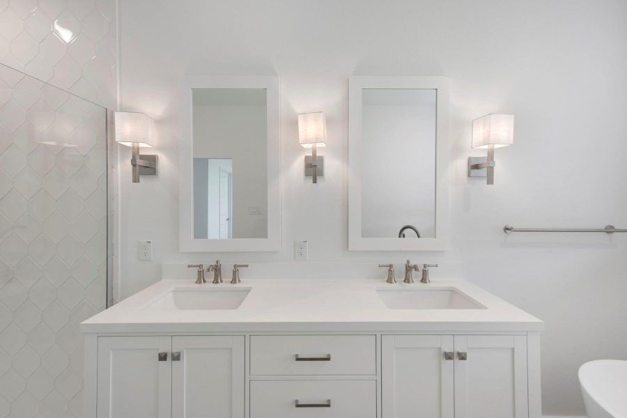 Luxurious primary bath (*Photo not of actual home and used for illustration purposes only.)