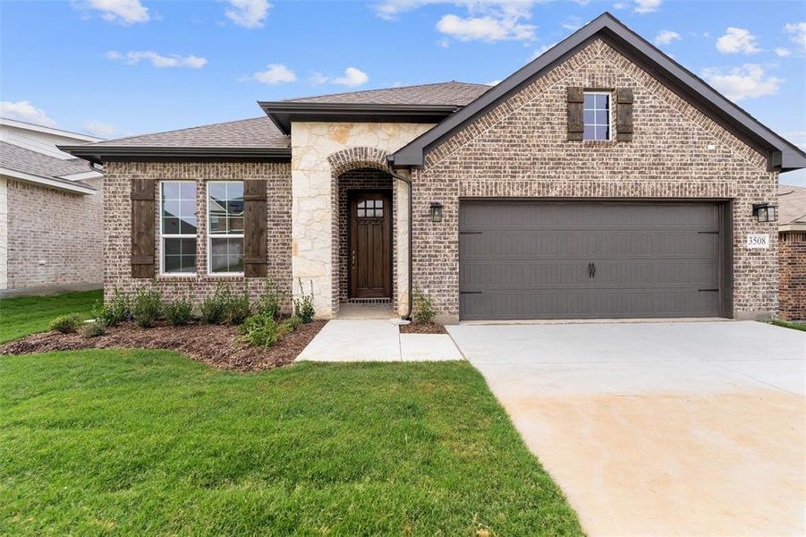 Exterior details and patio area of a home in Liberty Pointe, Gainesville (Image 22). Exterior details and patio area of a home in Liberty Pointe, Gainesville (Image 22).