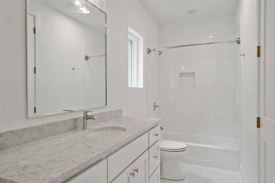 Image 33 of a home in .