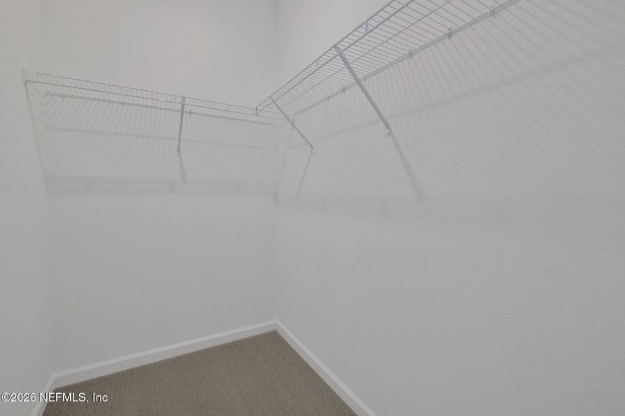 Spacious, unfurnished interior of a new home in Jennings Farm, Middleburg (Image 41).