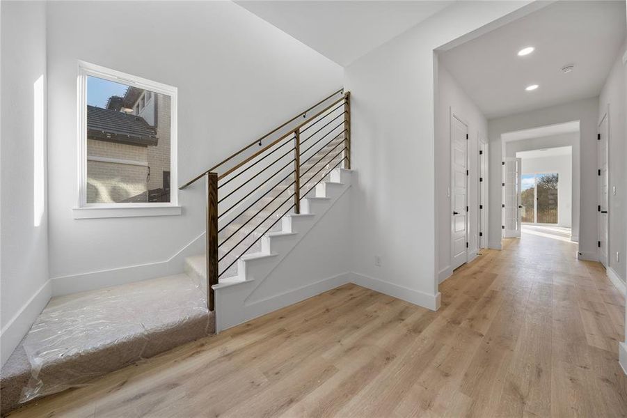 Spacious, unfurnished interior of a new home in , Garland (Image 32).