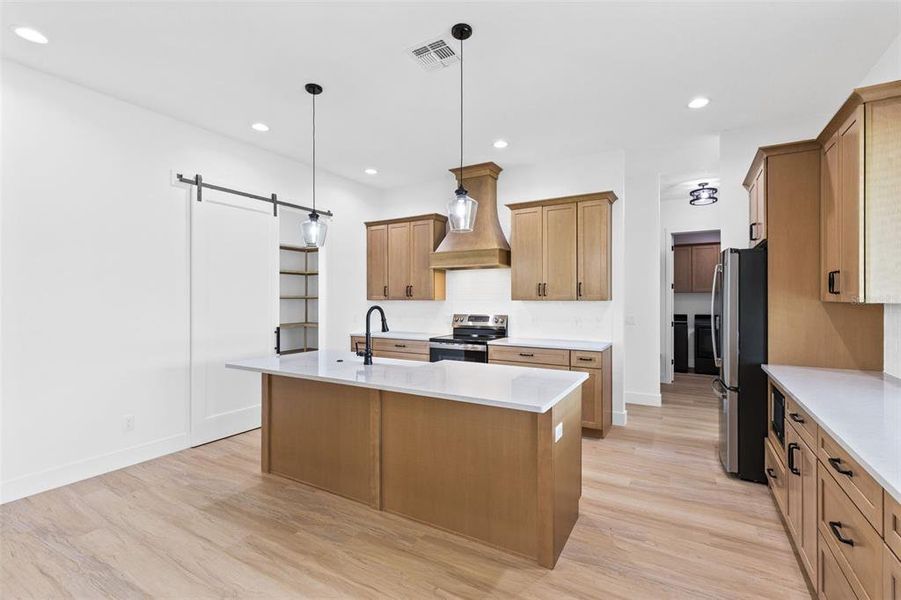 Furnished interior view inside a new home in , Yeehaw Junction (Image 9).