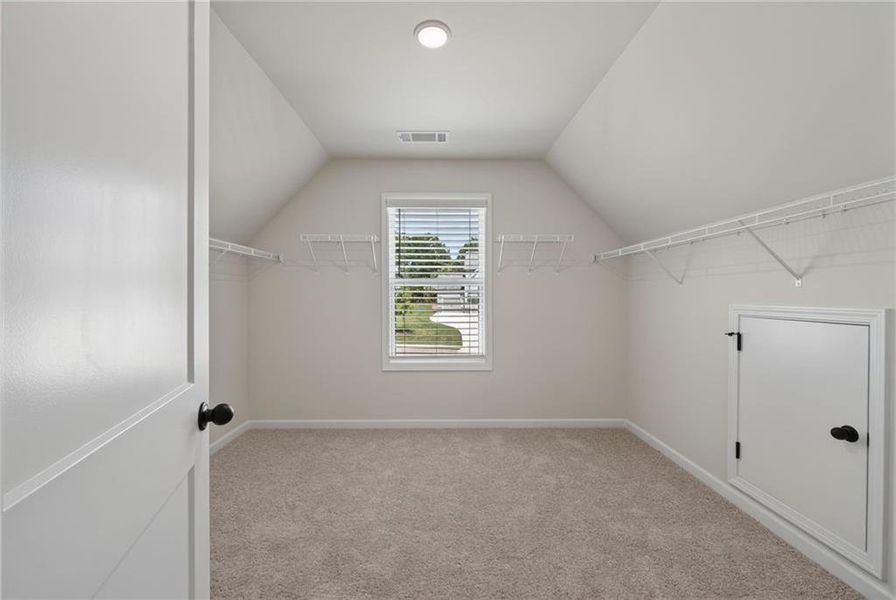 Spacious, unfurnished interior of a new home in , Loganville (Image 47).