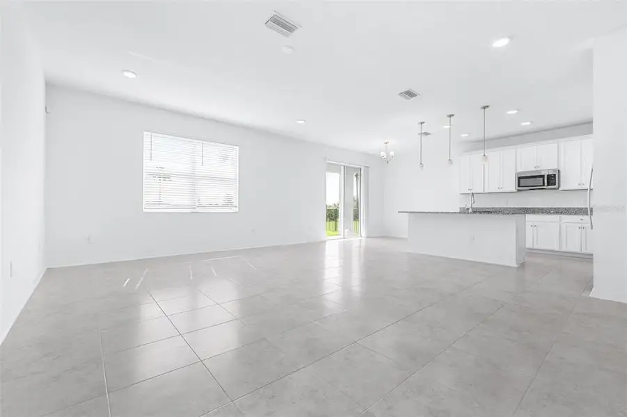 Spacious, unfurnished interior of a new home in Hawthorne Ranch, Lakeland (Image 21). Spacious, unfurnished interior of a new home in Hawthorne Ranch, Lakeland (Image 21).