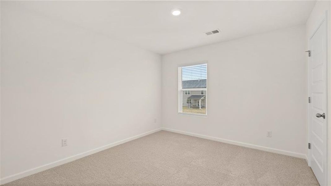 Spacious, unfurnished interior of a new home in Champion's Run, Lithonia (Image 15).