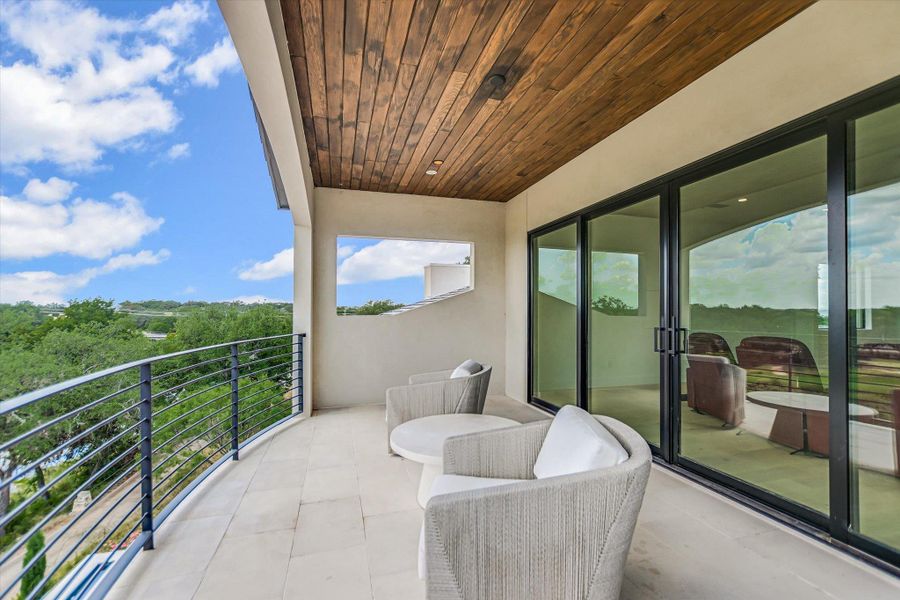 Exterior details and patio area of a home in , Horseshoe Bay (Image 23).