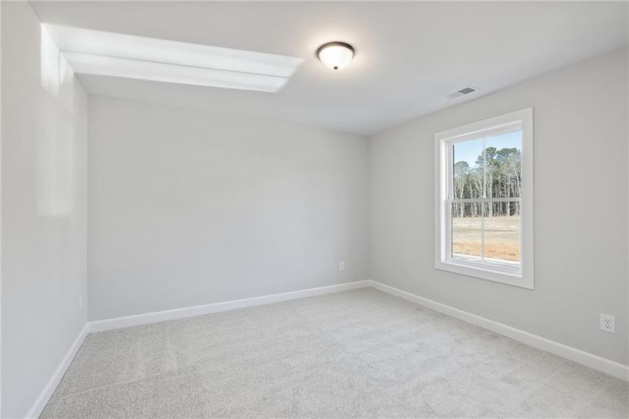 Spacious, unfurnished interior of a new home in Oak Valley Estates, Marietta (Image 44).