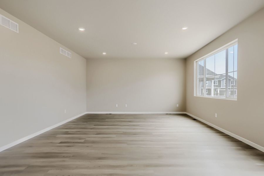 3br New Home in Berthoud, CO.  - Slide 8