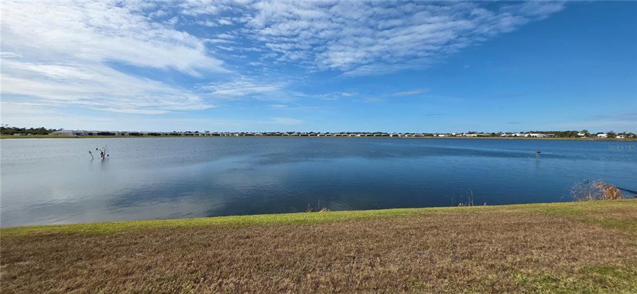 Natural landscape and outdoor views near in Englewood (Image 23). Natural landscape and outdoor views near in Englewood (Image 23).