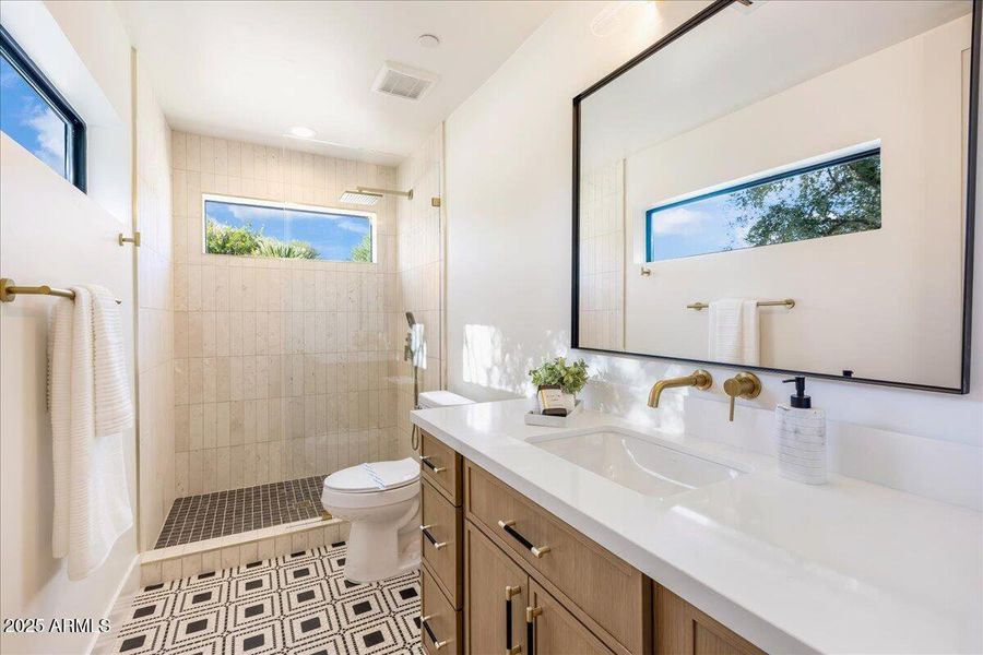 028-IMG_6752 028-IMG_6752