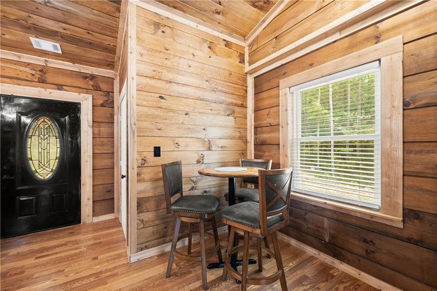 Furnished interior view inside a new home in , Jasper (Image 26).