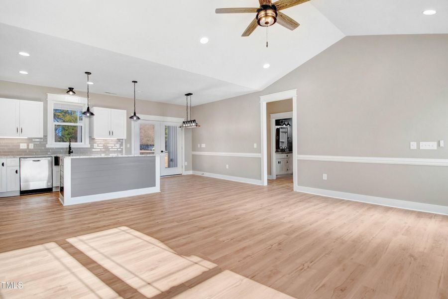 Living room/Kitchen