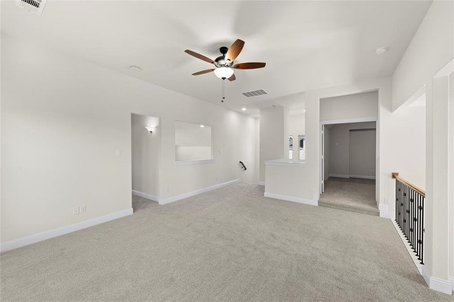 Spacious, unfurnished interior of a new home in Hillside Village, Celina (Image 21).