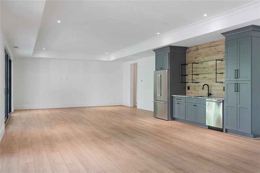 Spacious, unfurnished interior of a new home in , Atlanta (Image 67).