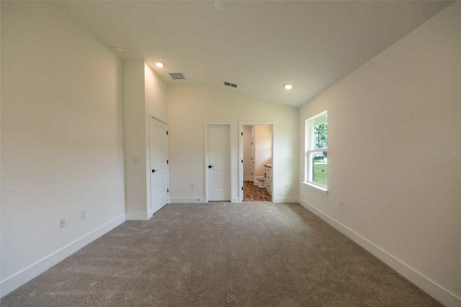 Spacious, unfurnished interior of a new home in Palm Coast, Palm Coast (Image 15).