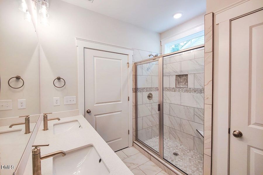 MG_lot48_Somerset_elvF_1087_Fairhaven_Dr