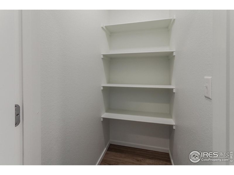 EXAMPLE PHOTOS: PANTRY