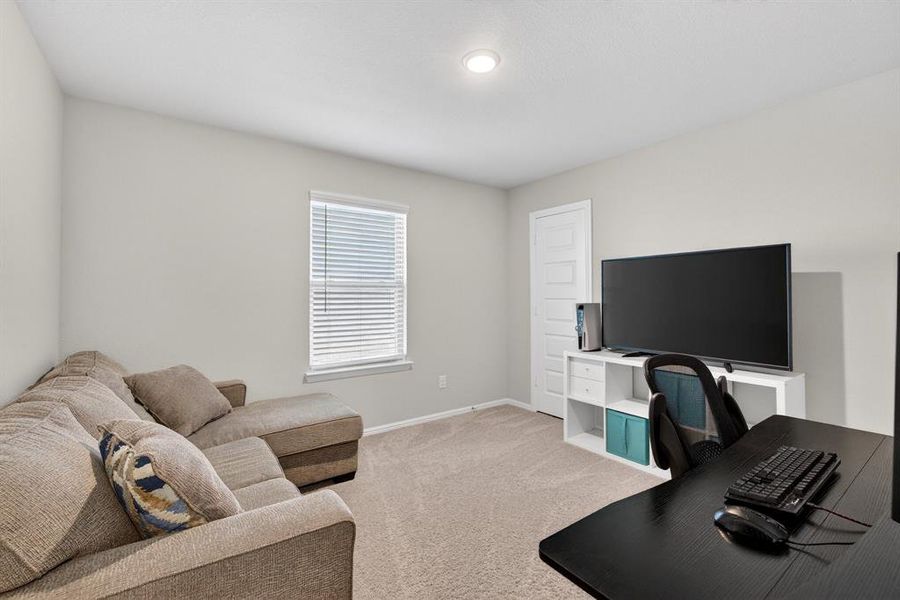 Furnished interior view inside a new home in Sagebrook, Denton (Image 30).