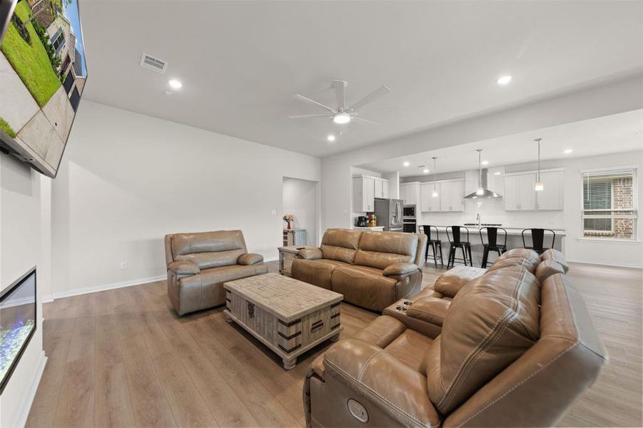 Furnished interior view inside a new home in Valencia On The Lake, Little Elm (Image 9). Furnished interior view inside a new home in Valencia On The Lake, Little Elm (Image 9).