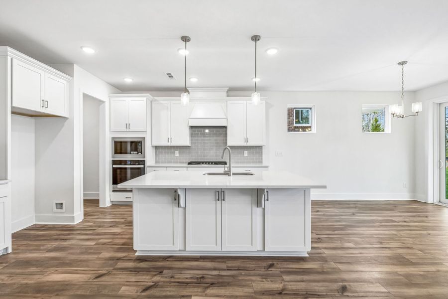 Furnished interior view inside a new home in Devonshire, Mount Juliet (Image 12).