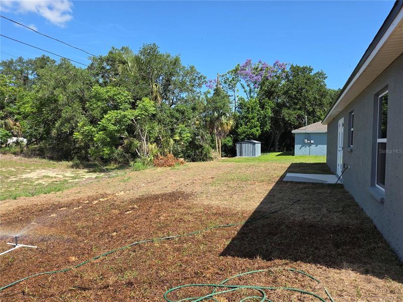 Exterior details and patio area of a home in , Lake Wales (Image 21).