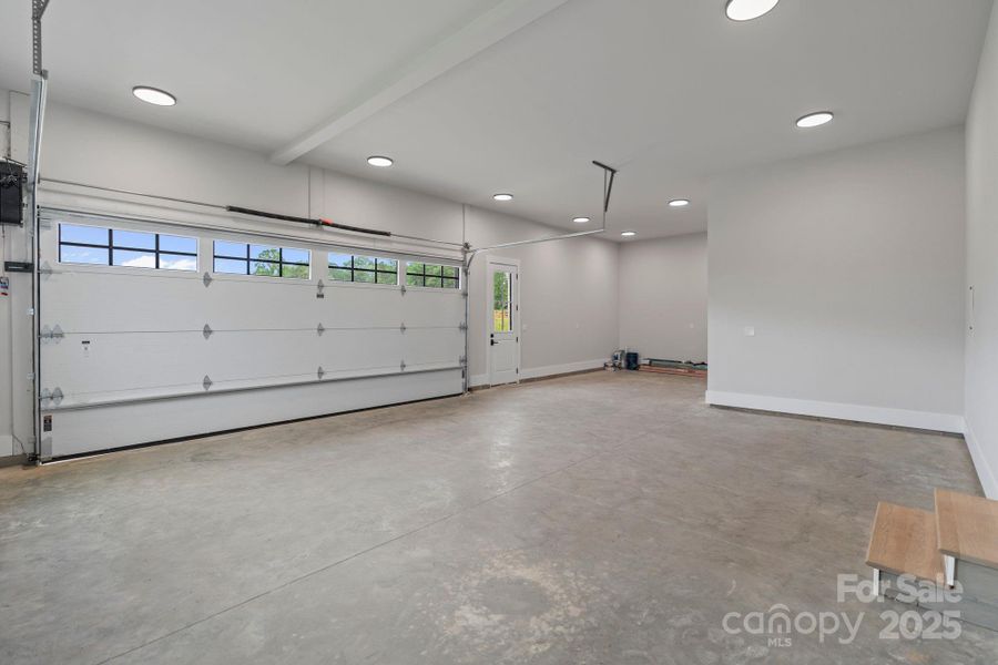 Pictures are from same home plan from builder in another neighborhood. Pictures to be updated November 2025 of current build. Pictures are from same home plan from builder in another neighborhood. Pictures to be updated November 2025 of current build.