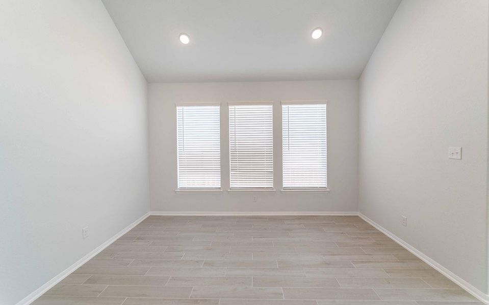 Image 8 of a home in River Ranch Meadows. Image 8 of a home in River Ranch Meadows.