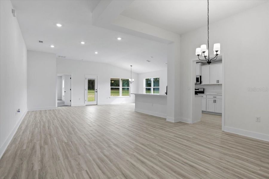 Spacious, unfurnished interior of a new home in Kirkland Farms, Alachua (Image 18). Spacious, unfurnished interior of a new home in Kirkland Farms, Alachua (Image 18).