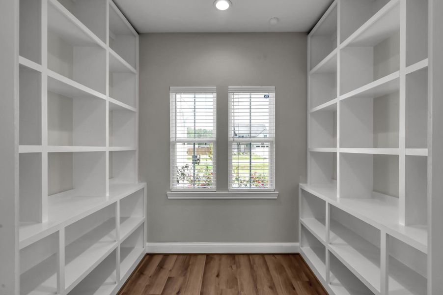 Spacious, unfurnished interior of a new home in Spring Branch Crossing, Conroe (Image 20).