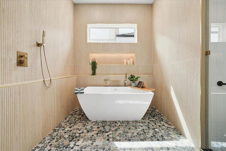 Furnished interior view inside a new home in , Dallas (Image 11).