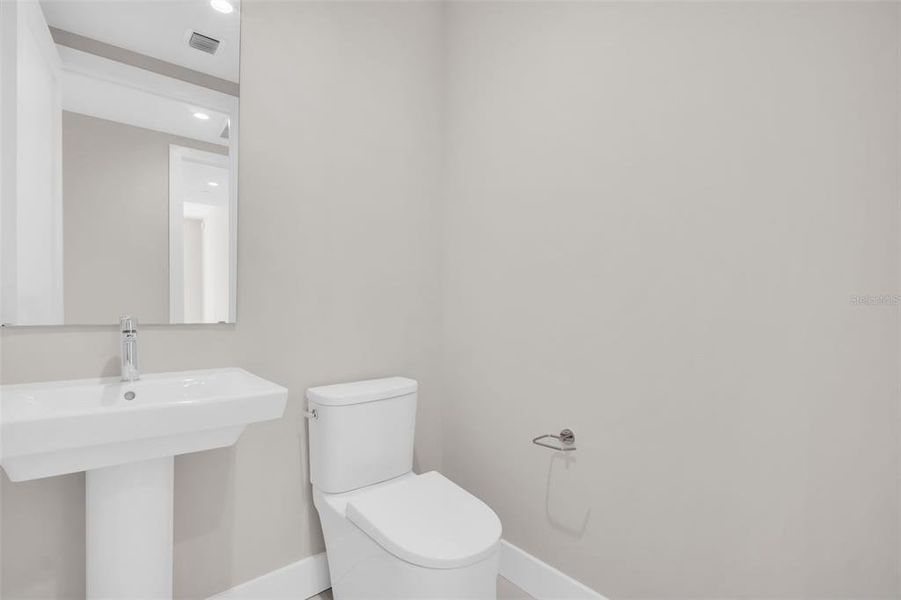 Furnished interior view inside a new home in , St. Petersburg (Image 16).