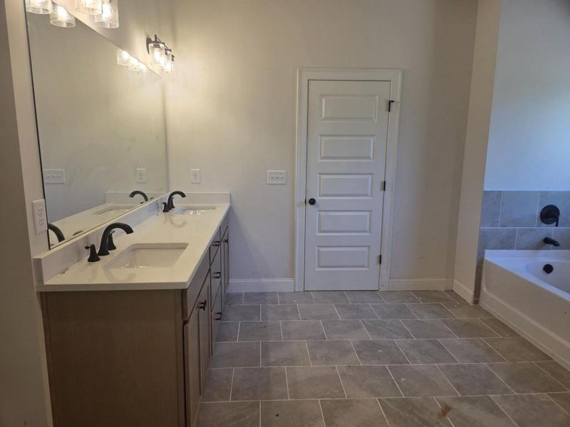 Furnished interior view inside a new home in , Ellenwood (Image 7).
