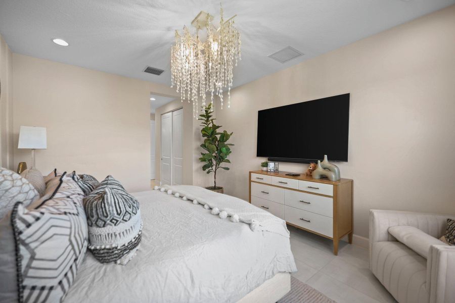 19545 Broad Shore Walk - 31.jpg-SMALL