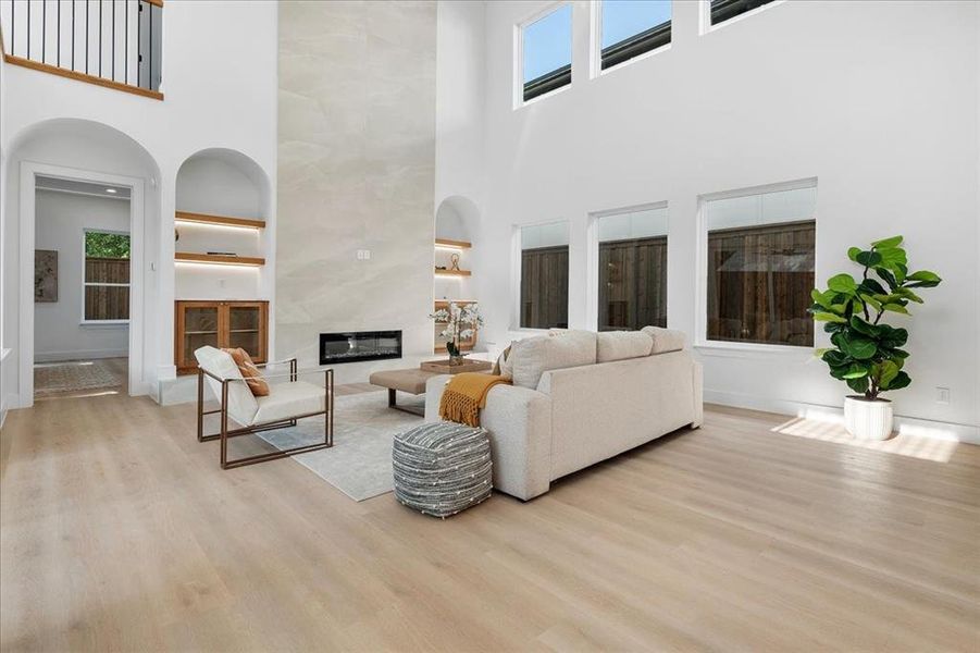Furnished interior view inside a new home in , Dallas (Image 32).