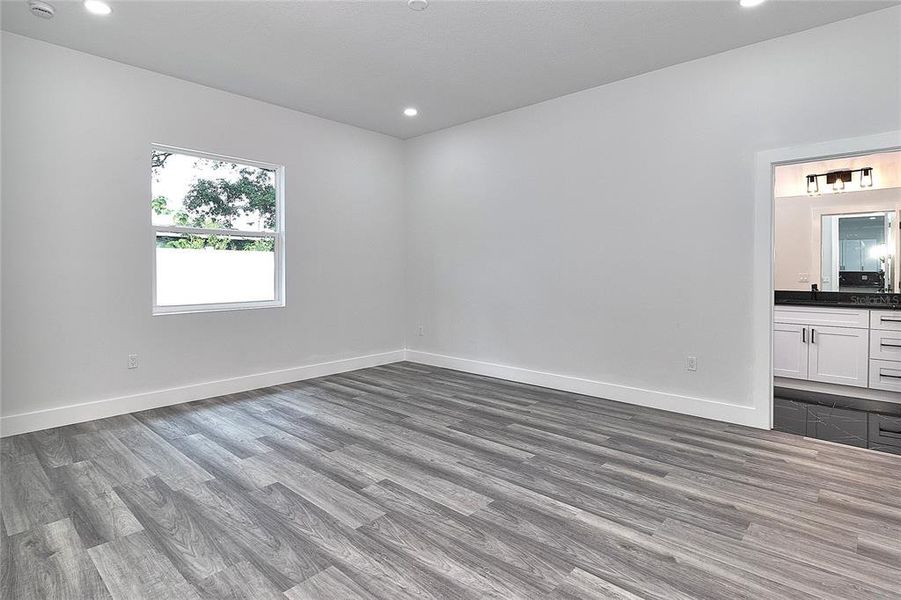 Spacious, unfurnished interior of a new home in , Clearwater (Image 41). Spacious, unfurnished interior of a new home in , Clearwater (Image 41).
