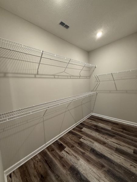 Spacious, unfurnished interior of a new home in Fox Run, Manchester (Image 9). Spacious, unfurnished interior of a new home in Fox Run, Manchester (Image 9).