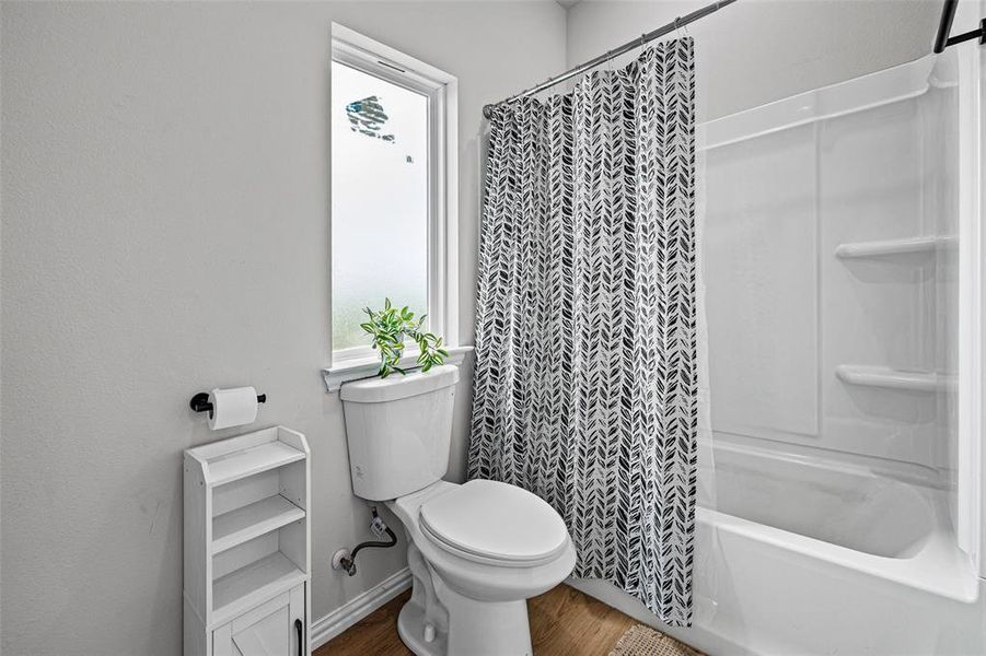 Furnished interior view inside a new home in , Granbury (Image 6).