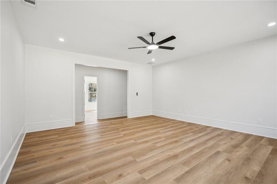 Spacious, unfurnished interior of a new home in , Gainesville (Image 46).