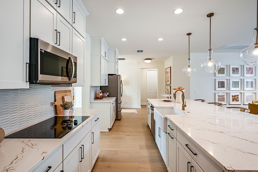 Kitchen | Brentwood Executive | Park View at the Hills in Minneola, Florida | Landsea Homes