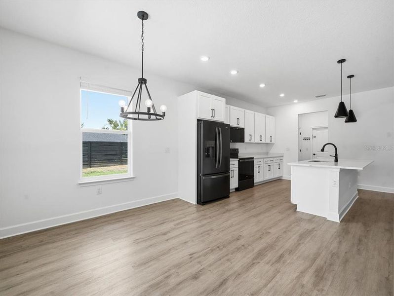Spacious, unfurnished interior of a new home in , Spring Hill (Image 17).
