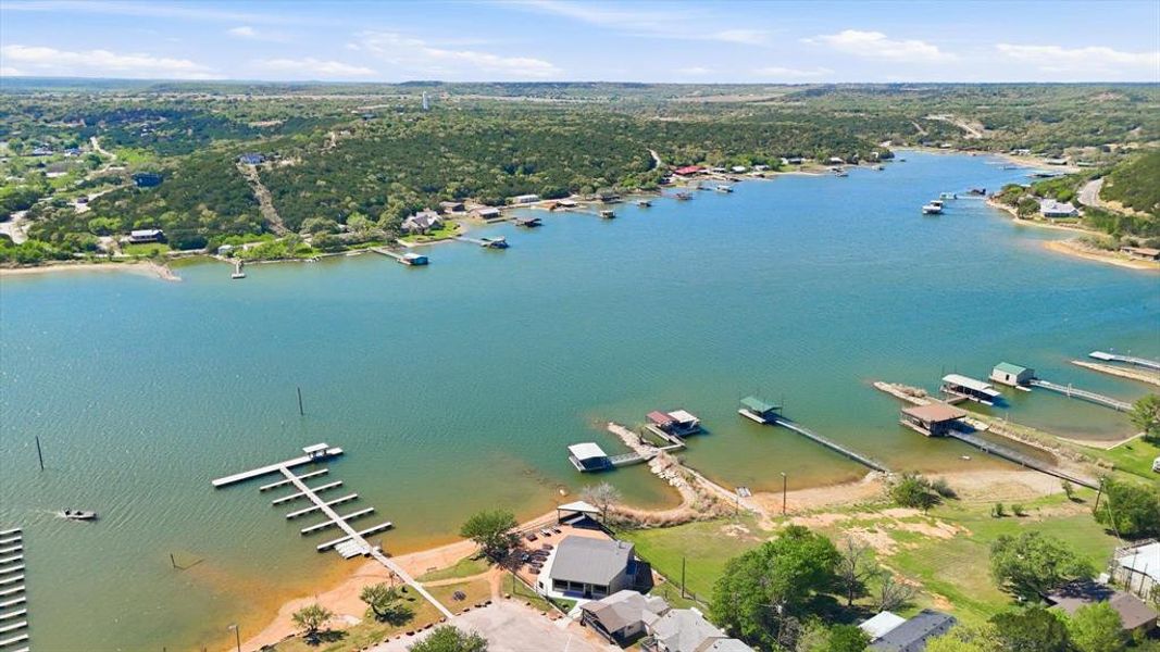 Image 33 of a home in . Image 33 of a home in .