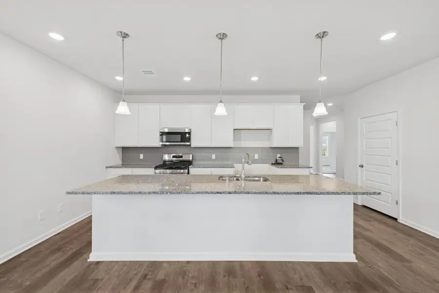 Furnished interior view inside a new home in Sierra Vista, Rosharon (Image 4).